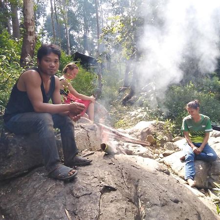 Bee Bee'S Chalets Home Stay And Trekking Banlung Esterno foto