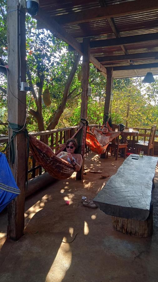 Bee Bee'S Chalets Home Stay And Trekking Banlung Esterno foto