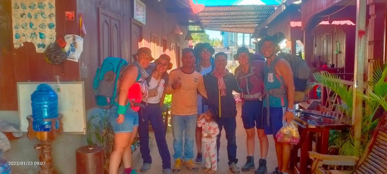 Bee Bee'S Chalets Home Stay And Trekking Banlung Esterno foto