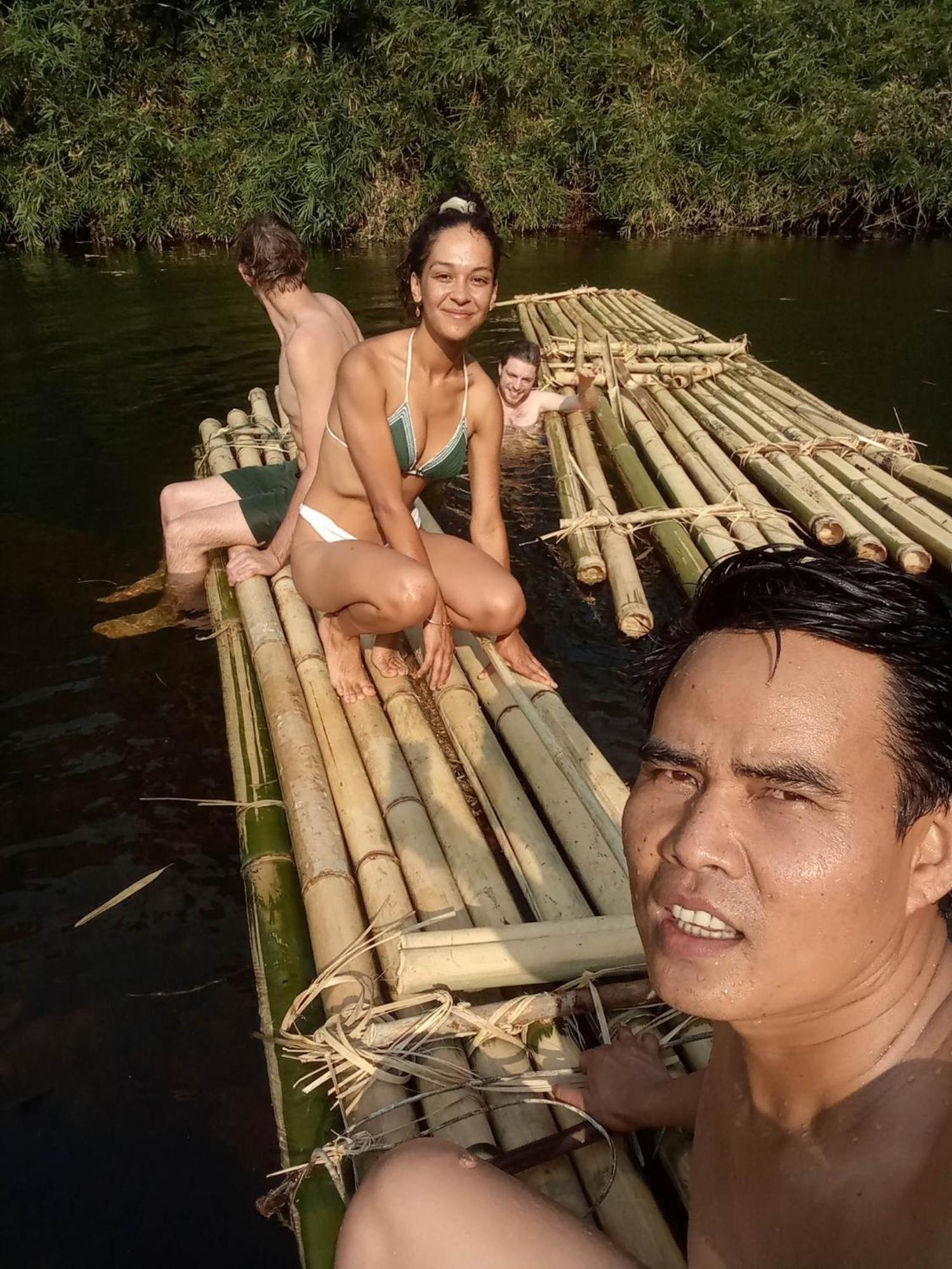 Bee Bee'S Chalets Home Stay And Trekking Banlung Esterno foto