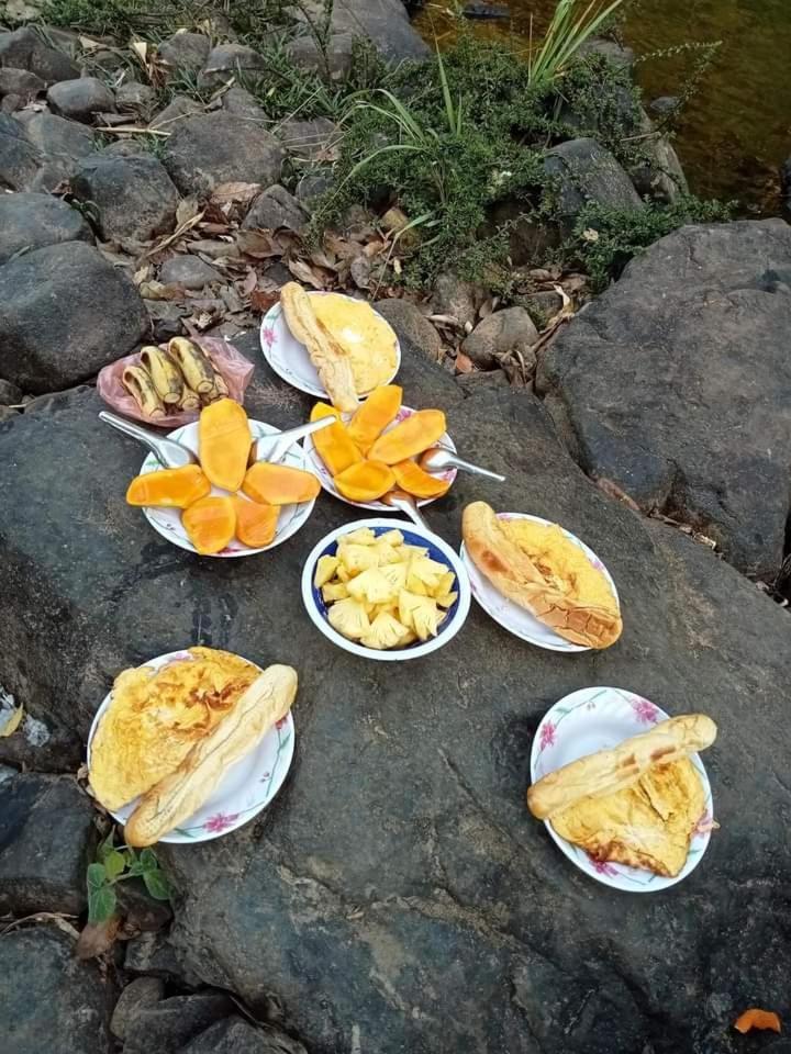 Bee Bee'S Chalets Home Stay And Trekking Banlung Esterno foto